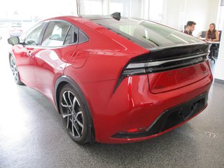 2024 Toyota PRIUS PRIME XSE, GARANTIE JUSQU EN 2028, in Magog, Quebec - 5 - w320h240px