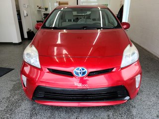 2012 Toyota Prius in Magog, Quebec - 6 - w320h240px