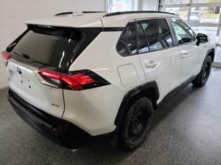 2023  RAV4 Prime XSE AWD, in Magog, Quebec - 3 - w320h240px