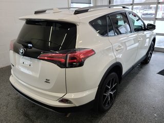 2017 Toyota RAV4 SE AWD, in Magog, Quebec - 3 - w320h240px