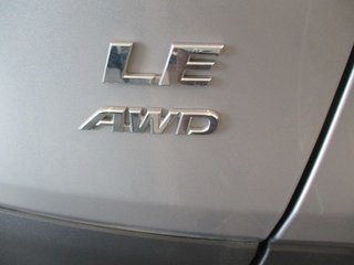 Toyota RAV4 LE 2024 à Magog, Québec - 5 - w320h240px