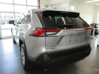 Toyota RAV4 LE 2024 à Magog, Québec - 4 - w320h240px