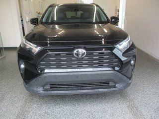2024 Toyota RAV4 XLE in Magog, Quebec - 6 - w320h240px