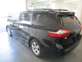 Sienna LE FWD V6 2020 à Magog, Québec - 5 - w320h240px