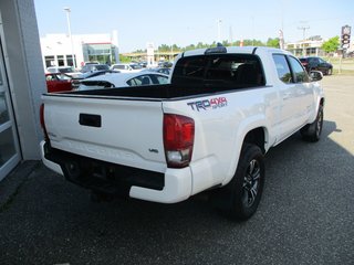 Toyota Tacoma TRD SPORT 4X4, 2017 à Magog, Québec - 4 - w320h240px