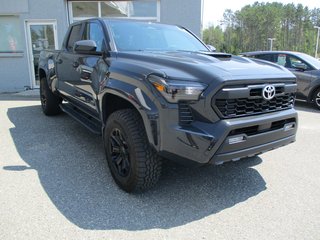 Toyota Tacoma  2024 à Magog, Québec - 2 - w320h240px