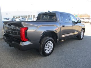 2022  Tundra SR5 CREWMAX 4X4, in Magog, Quebec - 3 - w320h240px