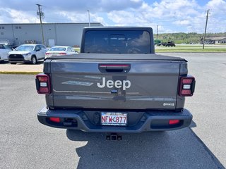 Jeep Gladiator Overland 2020 à Grand-Sault, Nouveau-Brunswick - 4 - w320h240px