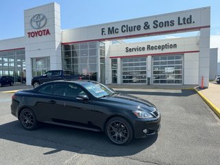 IS 250C  2012 à Grand-Sault, Nouveau-Brunswick - 2 - w320h240px