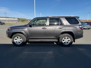 Toyota 4Runner SR5 2018 à Grand-Sault, Nouveau-Brunswick - 6 - w320h240px