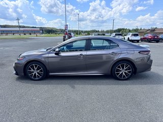 Toyota Camry SE UPGRADE AWD 2023 à Grand-Sault, Nouveau-Brunswick - 6 - w320h240px
