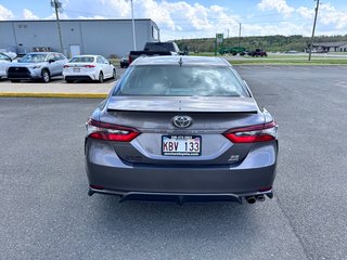 Toyota Camry SE UPGRADE AWD 2023 à Grand-Sault, Nouveau-Brunswick - 4 - w320h240px