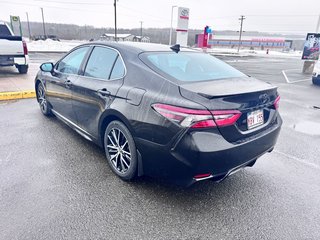 Toyota Camry SE 2023 à Grand-Sault, Nouveau-Brunswick - 3 - w320h240px