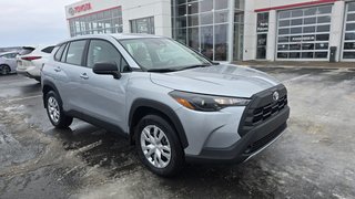 Toyota Corolla Cross L 2026 à Grand-Sault, Nouveau-Brunswick - 2 - w320h240px