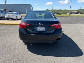 Toyota Corolla LE 2018 à Grand-Sault, Nouveau-Brunswick - 4 - w320h240px
