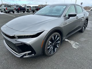 2024 Toyota Crown Hybrid PLATINUM in Grand Falls, New Brunswick - 6 - w320h240px