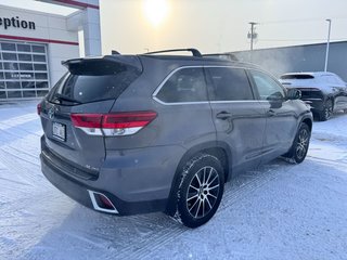 2017 Toyota Highlander in Grand Falls, New Brunswick - 3 - w320h240px