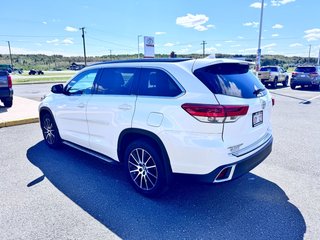 2017 Toyota Highlander SE in Grand Falls, New Brunswick - 5 - w320h240px