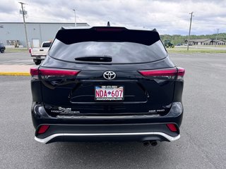 2022  Highlander XSE in Grand Falls, New Brunswick - 5 - w320h240px