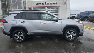 Toyota RAV4 Plug-In Hybrid SE 2025 à Grand-Sault, Nouveau-Brunswick - 3 - w320h240px