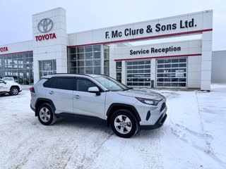 Toyota RAV4  2022 à Grand-Sault, Nouveau-Brunswick - 2 - w320h240px