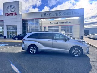 2022 Toyota Sienna HYBRID XSE in Grand Falls, New Brunswick - 2 - w320h240px