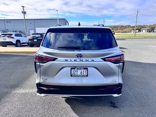2022 Toyota Sienna HYBRID XSE in Grand Falls, New Brunswick - 4 - w320h240px