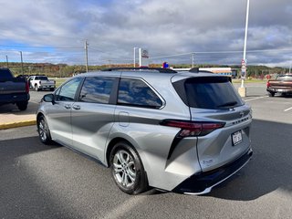 2022 Toyota Sienna HYBRID XSE in Grand Falls, New Brunswick - 5 - w320h240px