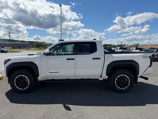 Toyota Tacoma Hybrid TRD Off Road Premium 2026 à Grand-Sault, Nouveau-Brunswick - 6 - w320h240px