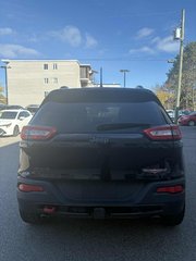 2018 Jeep Cherokee Trailhawk in Mont-Laurier, Quebec - 6 - w320h240px