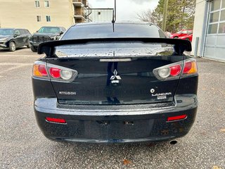 2017 Mitsubishi Lancer SE LTD in Mont-Laurier, Quebec - 6 - w320h240px