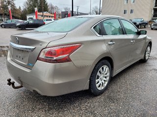 Nissan Altima S ( A/C) 2013 à Mont-Laurier, Québec - 5 - w320h240px