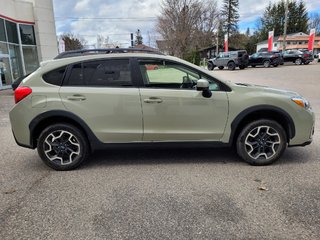 2017 Subaru Crosstrek Sport (AWD) in Mont-Laurier, Quebec - 4 - w320h240px