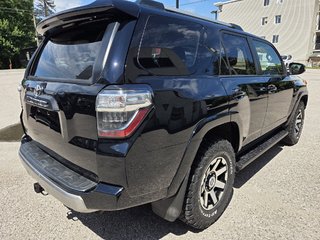 2017 Toyota 4Runner SR5 TRD-Off Road 4x4 in Mont-Laurier, Quebec - 5 - w320h240px