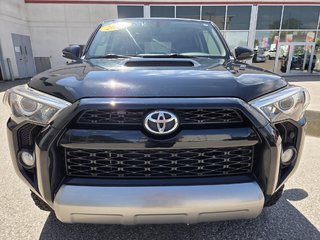 2017 Toyota 4Runner SR5 TRD-Off Road 4x4 in Mont-Laurier, Quebec - 2 - w320h240px