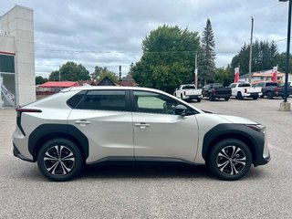 Toyota BZ4X LE 2024 à Mont-Laurier, Québec - 4 - w320h240px