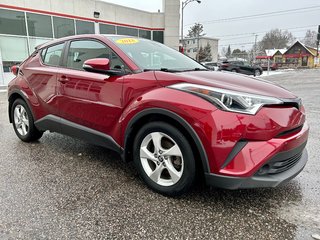 2018 Toyota C-HR XLE in Mont-Laurier, Quebec - 3 - w320h240px