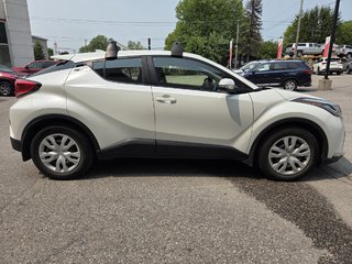 Toyota C-HR LE (FWD) 2021 à Mont-Laurier, Québec - 4 - w320h240px