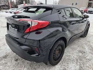 Toyota C-HR XLE Premium 2021 à Mont-Laurier, Québec - 5 - w320h240px