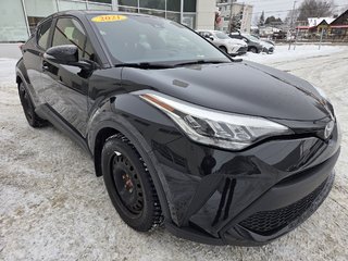Toyota C-HR XLE Premium 2021 à Mont-Laurier, Québec - 3 - w320h240px