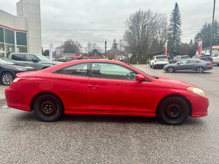 2004 Toyota Camry Solara SE (A/C) in Mont-Laurier, Quebec - 4 - w320h240px