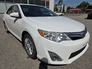 2012 Toyota Camry LE (A/C) in Mont-Laurier, Quebec - 3 - w320h240px