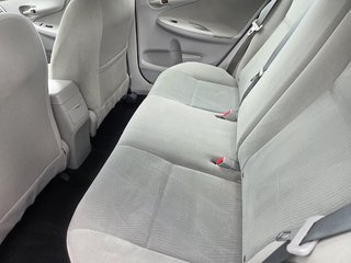 Toyota Corolla CE (A/C) 2013 à Mont-Laurier, Québec - 5 - w320h240px