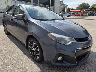 2016 Toyota Corolla SE in Mont-Laurier, Quebec - 3 - w320h240px
