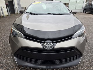 2018 Toyota Corolla LE (A/C) in Mont-Laurier, Quebec - 2 - w320h240px