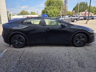 Toyota PRIUS HYBRIDE BRANCHABLE SE 2025 à Mont-Laurier, Québec - 4 - w320h240px
