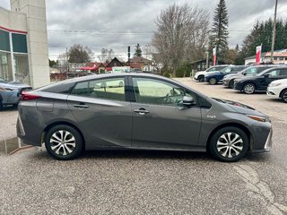 2020 Toyota PRIUS PRIME Upgrade in Mont-Laurier, Quebec - 4 - w320h240px