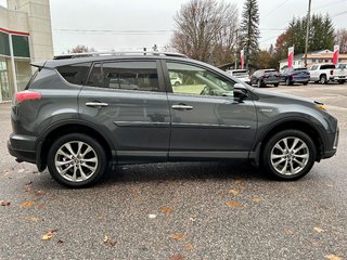 2017 Toyota RAV4 Hybrid Limited (AWD) in Mont-Laurier, Quebec - 4 - w320h240px