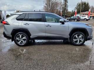 Toyota RAV4 HYBRIDE RECHARGEABLE SE 2025 à Mont-Laurier, Québec - 4 - w320h240px