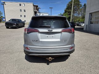 2018 Toyota RAV4 XLE (AWD) in Mont-Laurier, Quebec - 6 - w320h240px